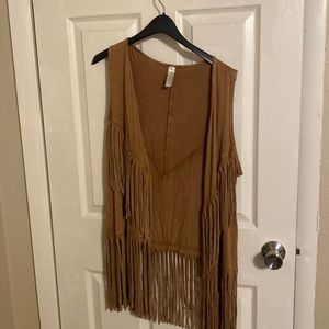 Giddy Up Glamour fringed vest size large